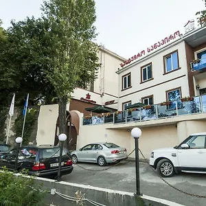 3* فندق Sanapiro +